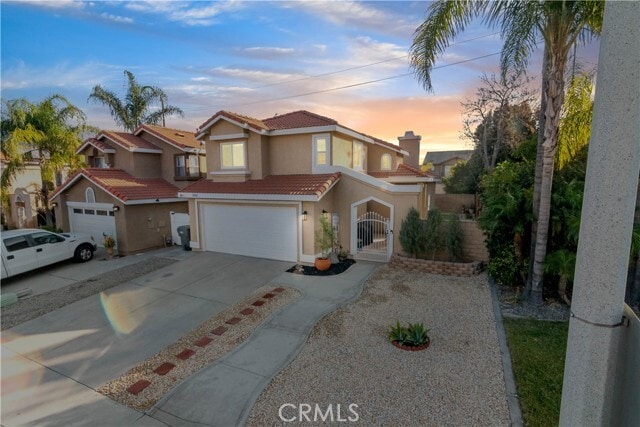 Building Photo - 2025 Fairmont Dr