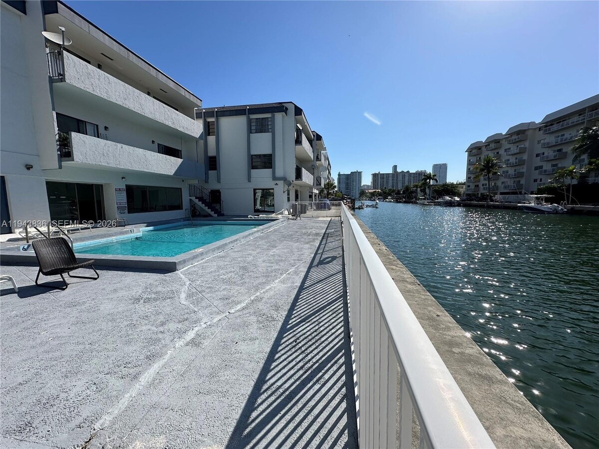 Photo - 3582 NE 171 St Unit 301