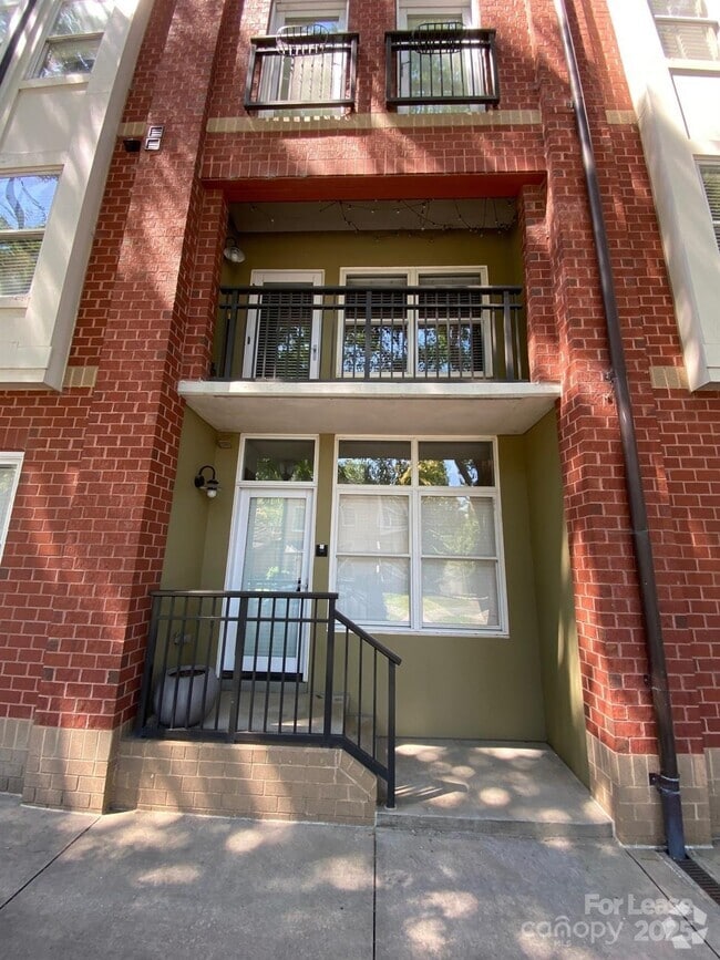 Building Photo - 1320 Fillmore Ave Unit 115 Rental