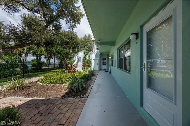 Building Photo - 3225 E Riverside Dr Unit 53 Rental