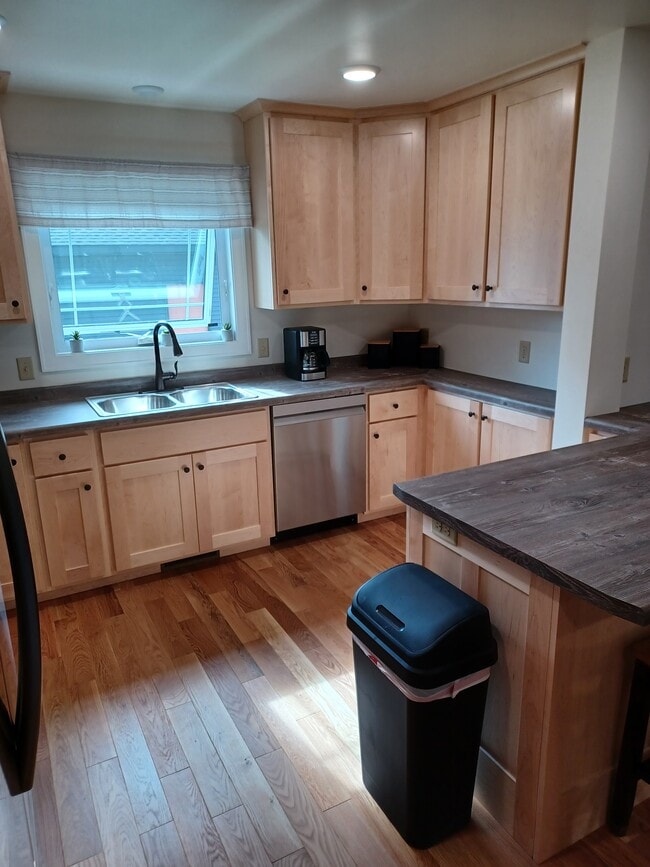 Photo - 512 Farnam St Unit 512