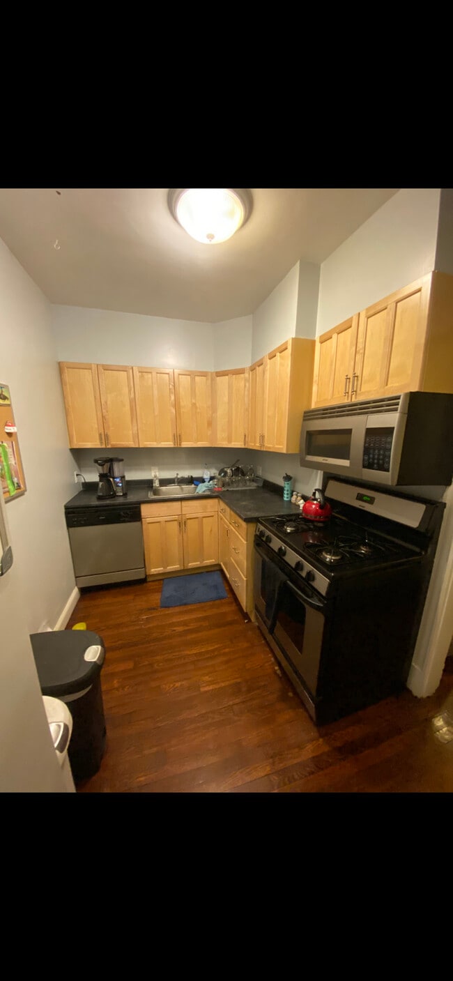Photo - 89 Chester St Unit 1