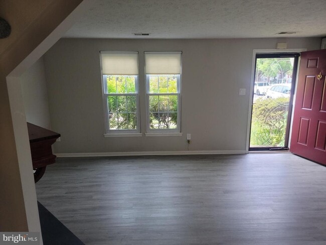 Photo - 7475 Lone Star Rd