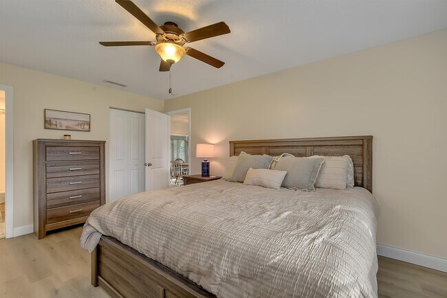 Photo - 406 Nervia Ct