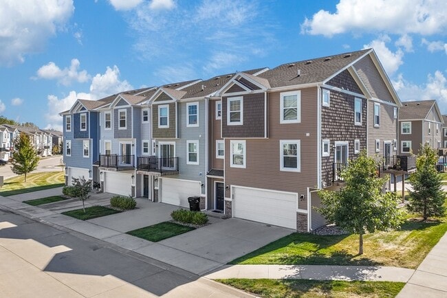 Photo - 2526 NW Lois Ln