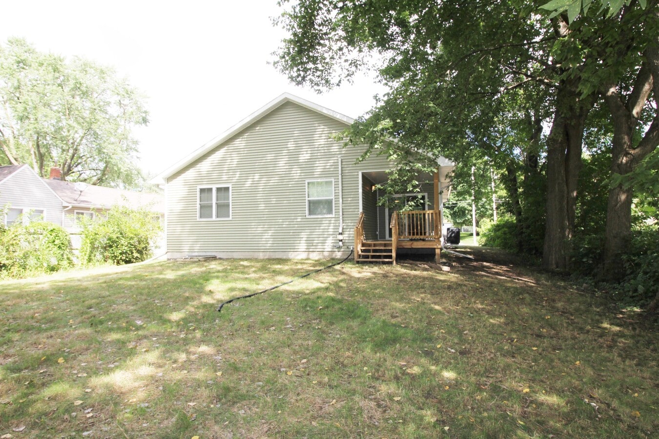 Photo - 3828 40th St