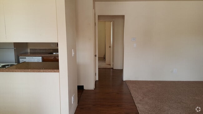 Building Photo - 4955 Moorhead Ave Unit 2 Rental