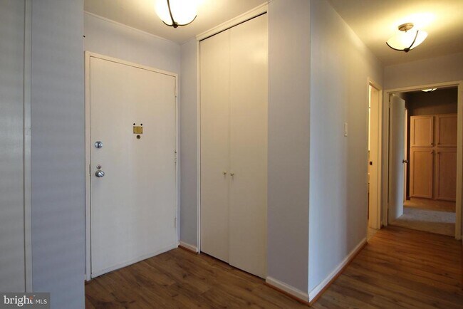 Photo - 4501 Arlington Blvd Unit 502