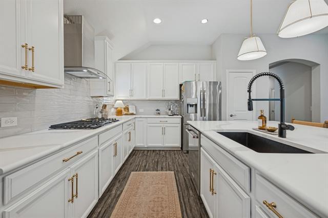 3612 Lillian Ct