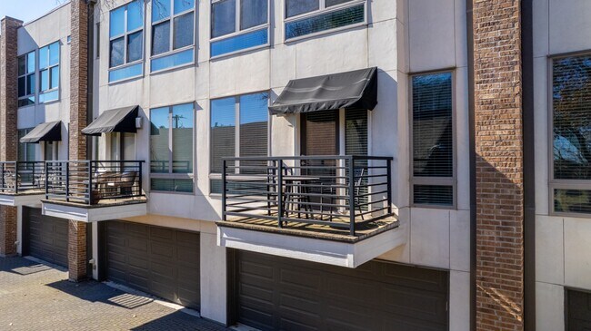 Photo - 2 Bed + Flex Room Option in East Dallas Townhome off Greenville Lakewood Neighborhood