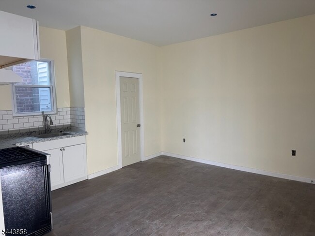 Photo - 213 Harrison Ave