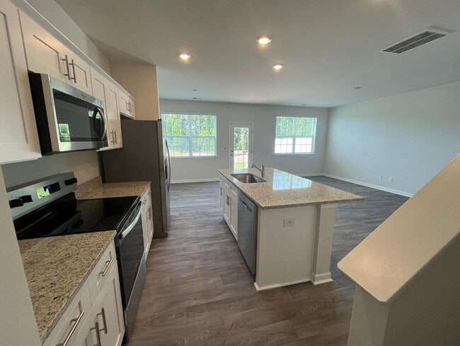Photo - 1112 Broholmer Ln