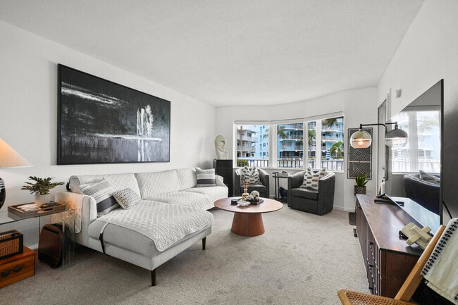 Photo - 1444 SE 15th Ct Unit 103