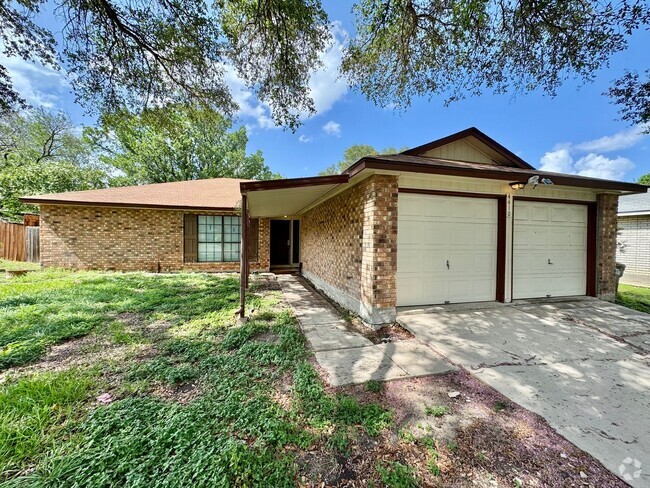 Building Photo - Charming 3-Bedroom Home with Covered Patio...