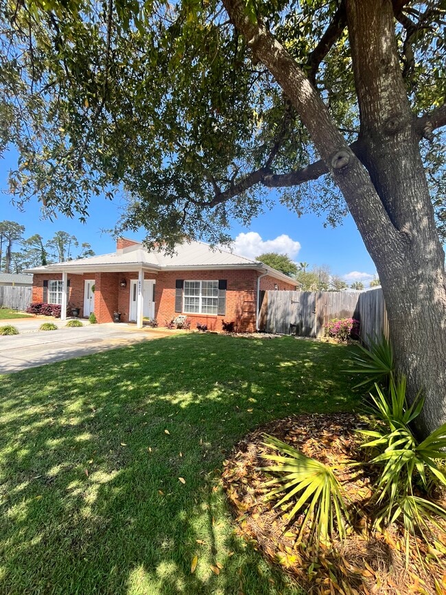 Photo - 6214 E Azalea Ave