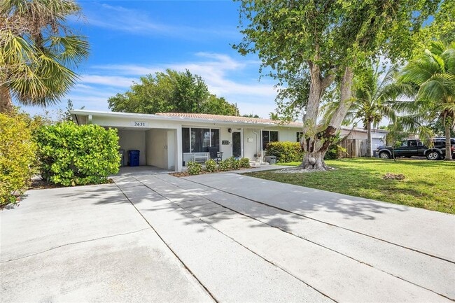 Photo - 2631 NE 19th St Casa