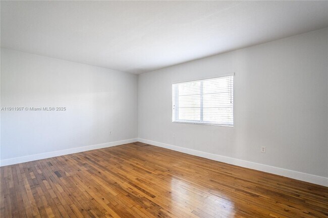 Photo - 1007 Bay Dr Unit 206