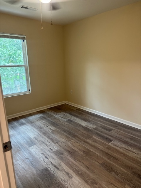 Photo - 121 Lines St