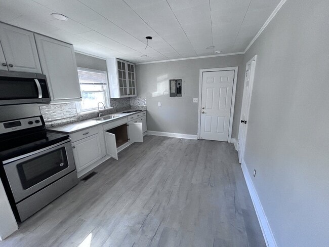 Photo - 1408 Poston Cir