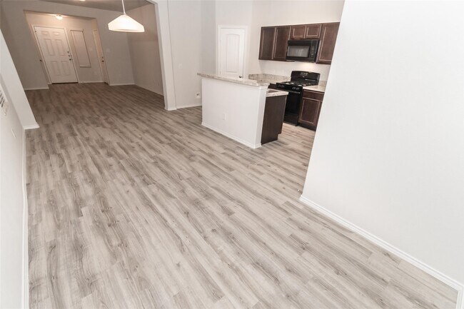 Photo - 24135 Ravenna Oaks Ct