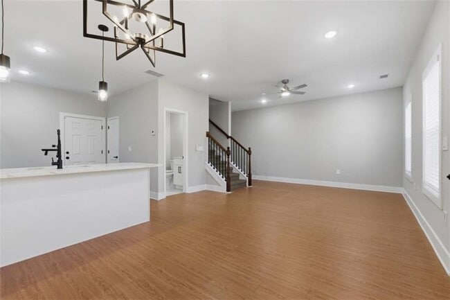 Photo - 1015 Lyndon Ave