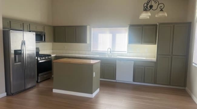 Photo - 1465 Venice Cir