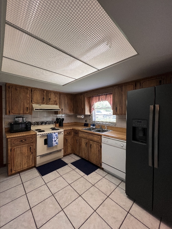 Photo - 1300 Emerson Dr NE