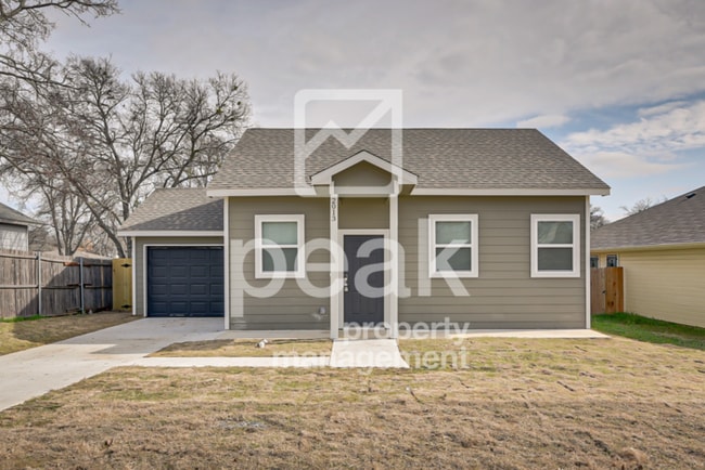 Building Photo - $1750! 3Bed/2Bath in Fort Worth! Get your ... Rental