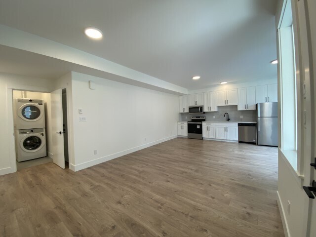 Photo - 1343 Langara Dr Unit Lower