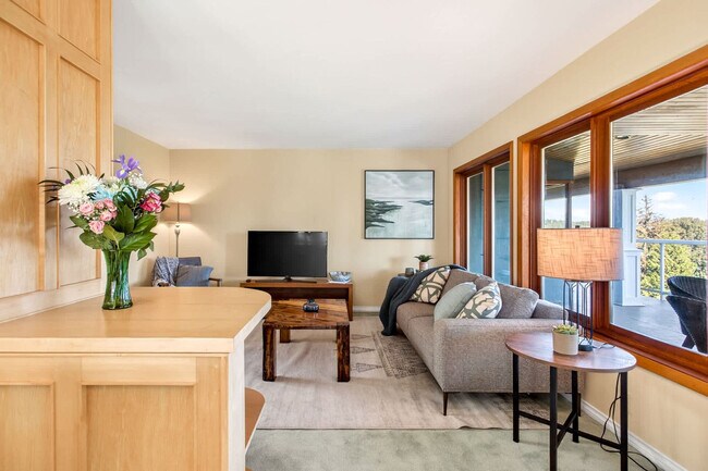 Photo - 1169 Cloverley St Unit SI ID1569586P