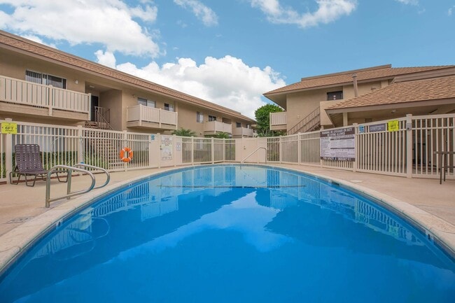 Photo - The Monrovia Apartment Homes