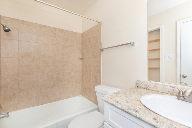 Photo - 1955 Camelot St