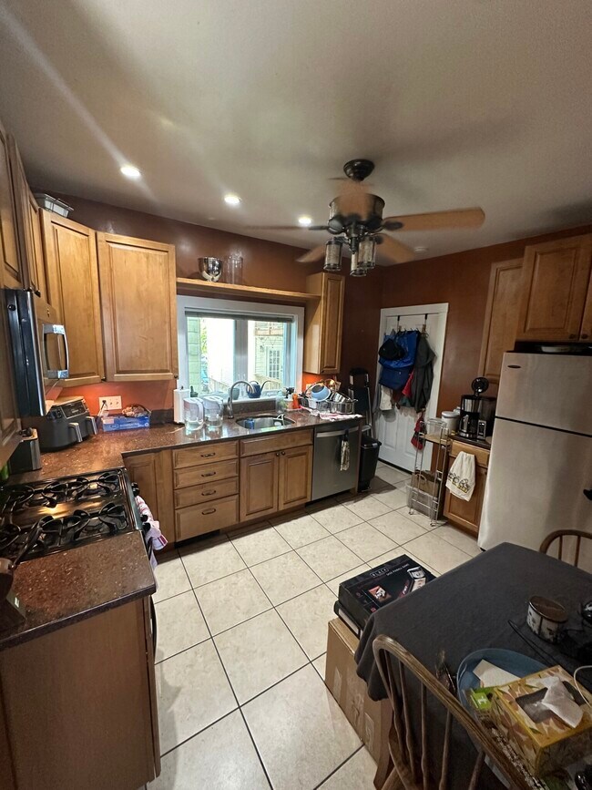 Photo - 188 Lowell St Unit #2