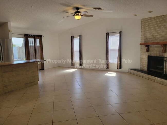 Photo - 11609 Shady Tree Pl