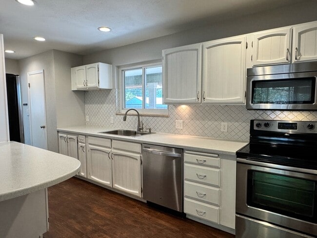 Building Photo - 3771 S Huron St Rental