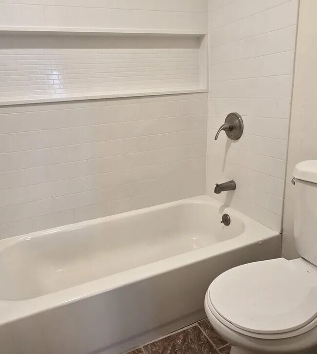 1007 Jackson St Unit Lower