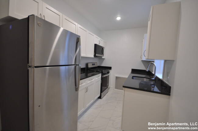 Building Photo - 90 Kilsyth Rd Unit 7 Rental