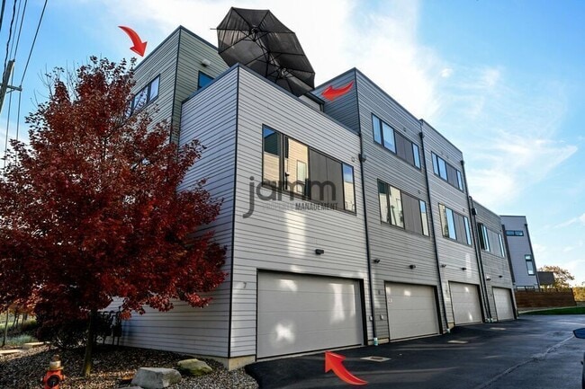 Photo - 18875 Riversouth Terrace Unit #7