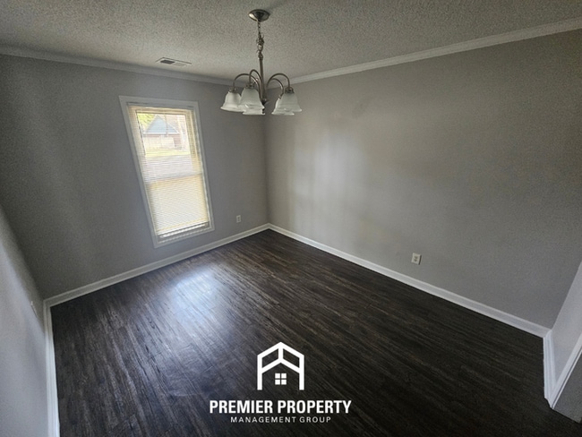 Photo - 6627 Winding Birch Dr