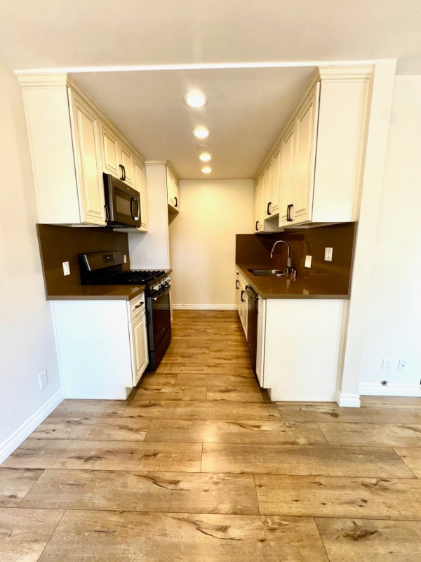 Photo - 430 E San Jose Ave Apartment Unit A