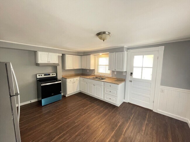 Photo - 114 S Jewett St Unit 3