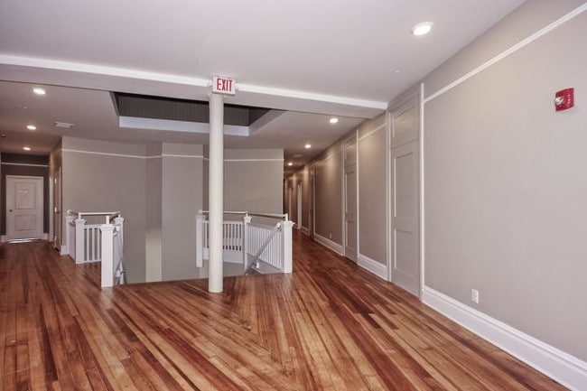 Photo - Kickapoo Apartments