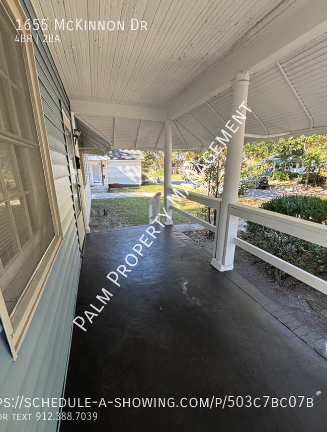 Photo - 1655 Mc Kinnon Dr