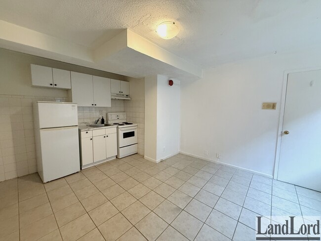 Photo - 198 Dunn Ave Unité 203