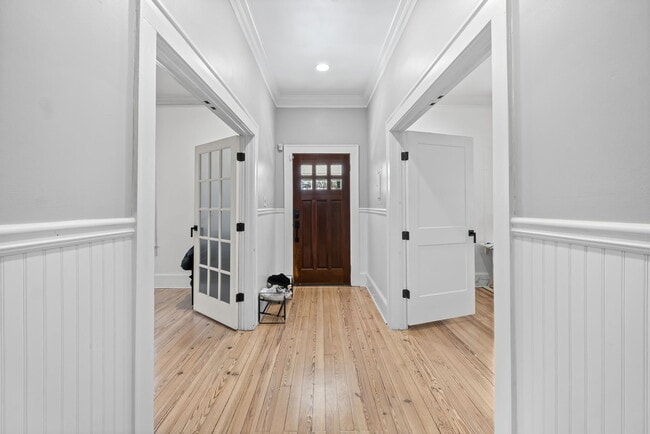 Photo - 805 Antone St NW