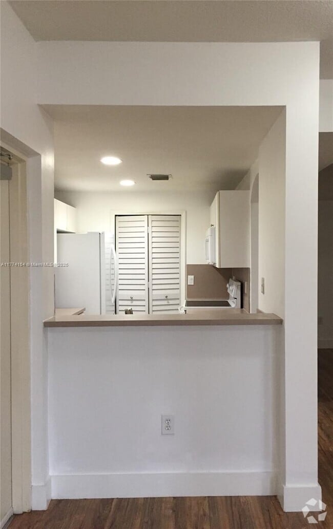 Building Photo - 6740 NW 114th Ave Unit 702 Rental