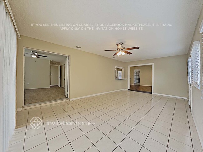 Photo - 162 Overstreet Ct