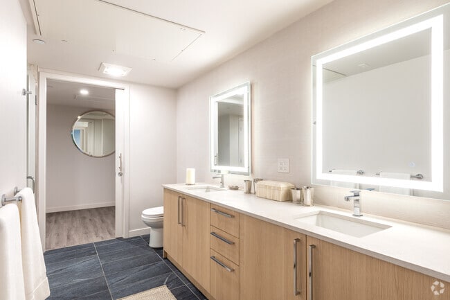 1BR, 1BA - 1107SF