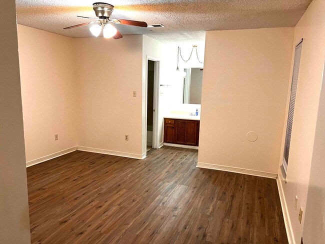 Photo - 3153 O'Neal Ln