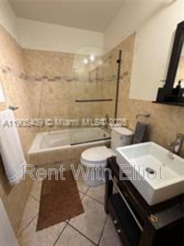 Building Photo - 3242 Jackson St